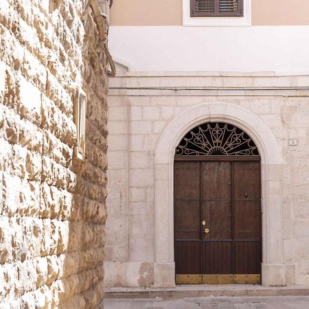 B&B Longobardi Трани Екстериор снимка