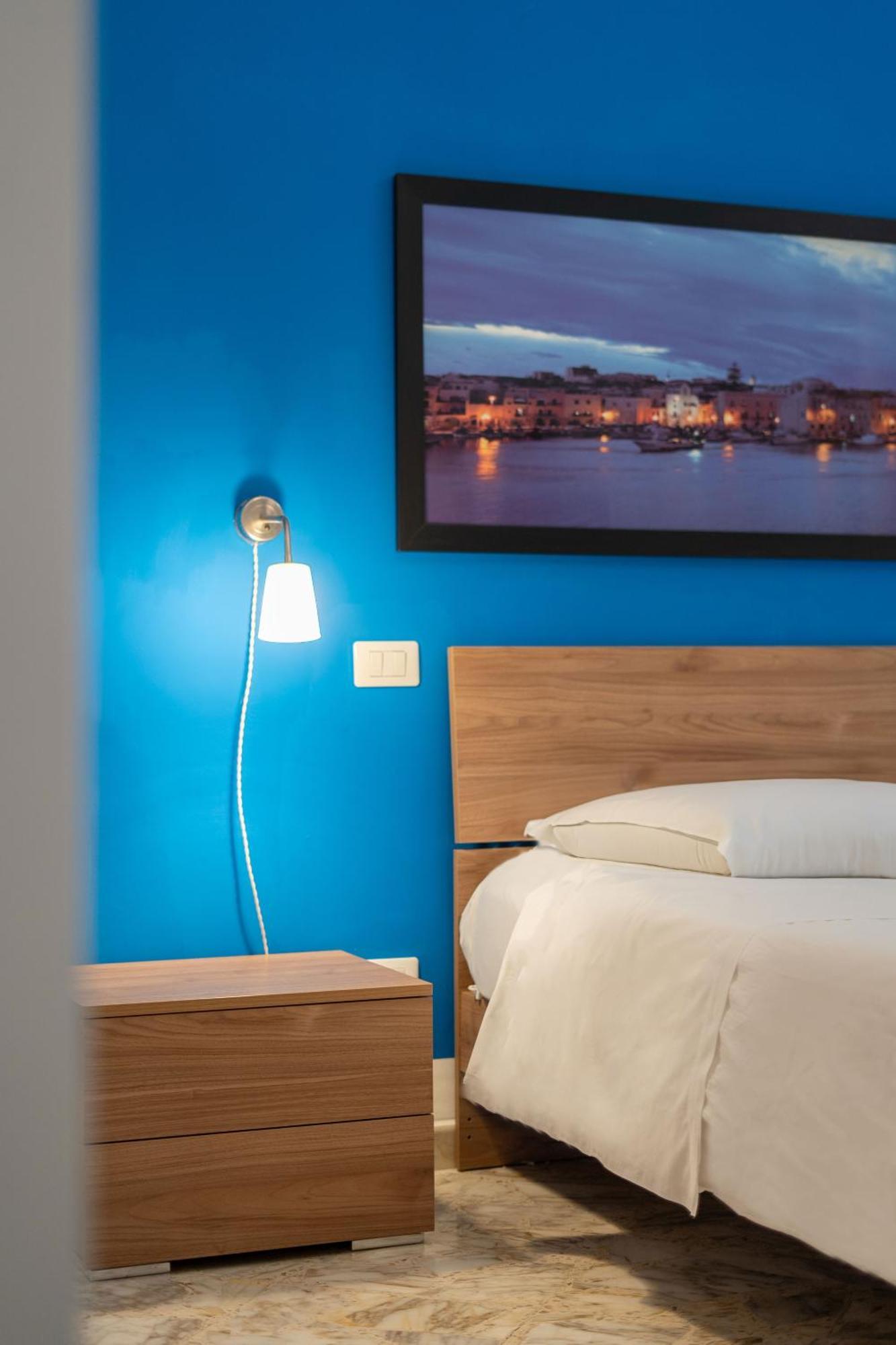 B&B Longobardi Трани Екстериор снимка