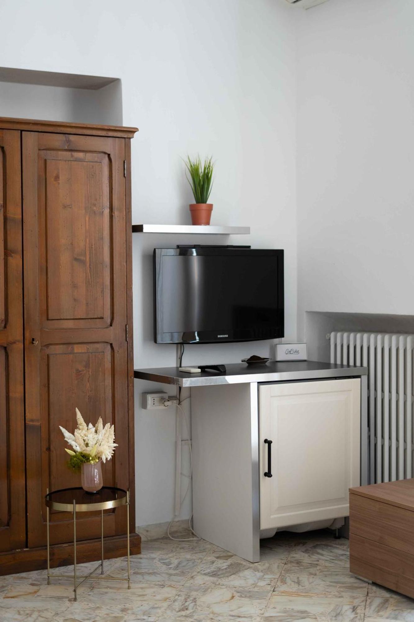 B&B Longobardi Трани Екстериор снимка