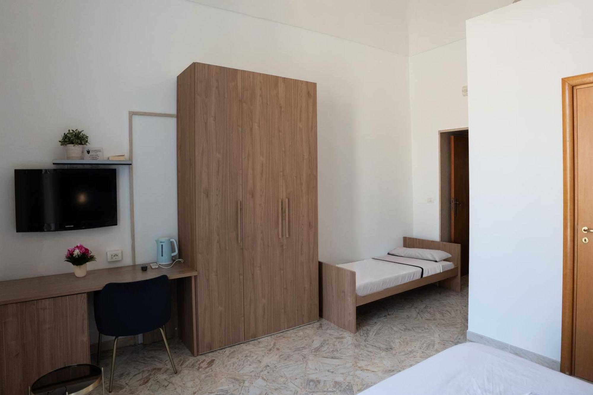 B&B Longobardi Трани Екстериор снимка