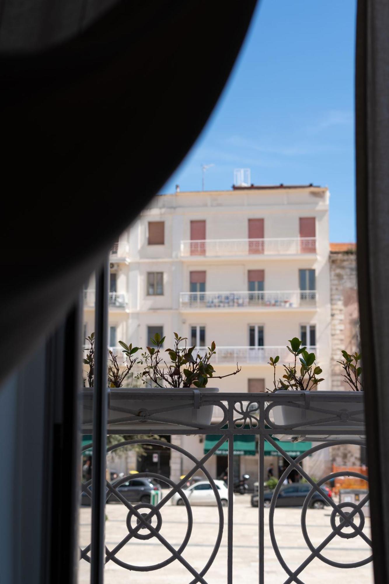 B&B Longobardi Трани Екстериор снимка